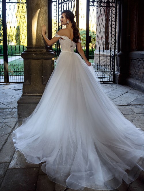 https://elisebride.ro/images/stories/virtuemart/product/VWD_SN_01       (4).jpg